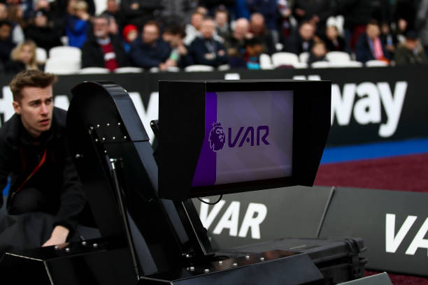 威尔逊与巴 威尔逊与巴