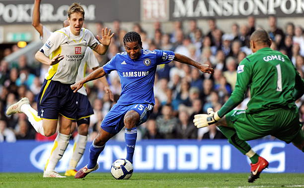 看到他在泳 看到他在泳