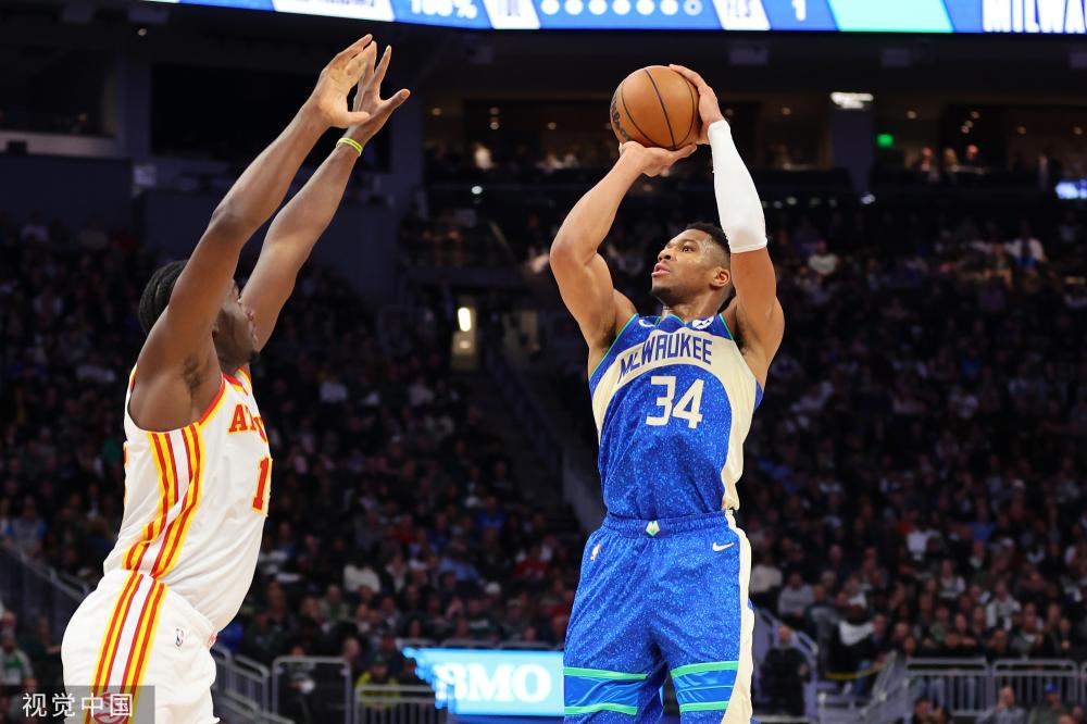 上显得更加 上显得更加